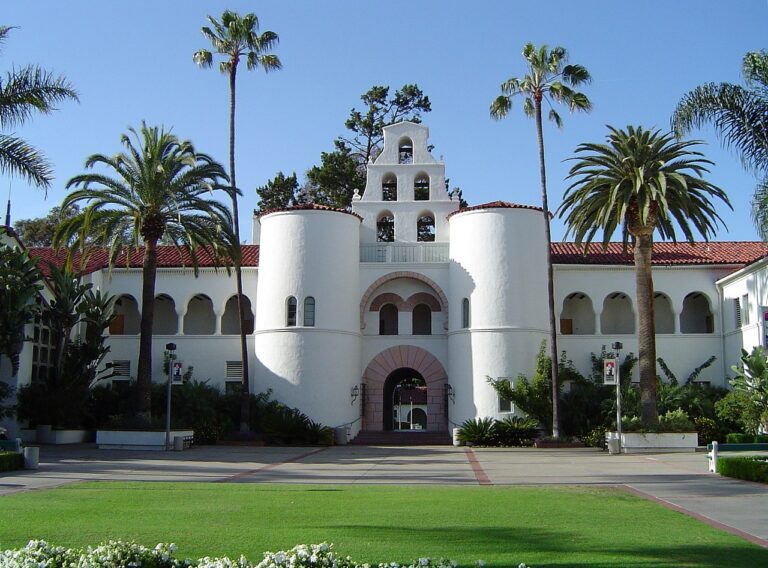 Best Colleges In California & Top Colleges In California- Best Info