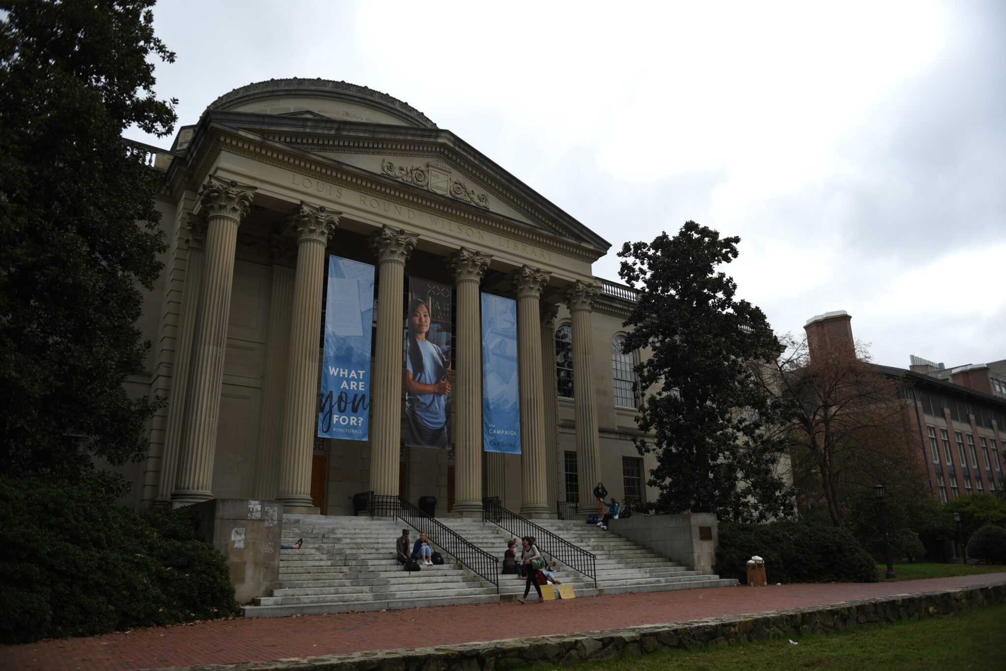 does unc chapel hill require supplemental essays